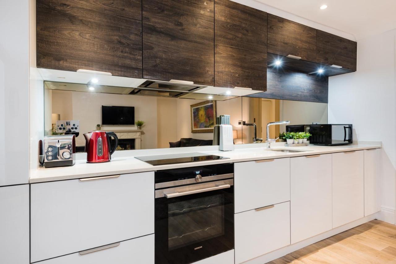 Large Two Bed With Private Entrance And Patio