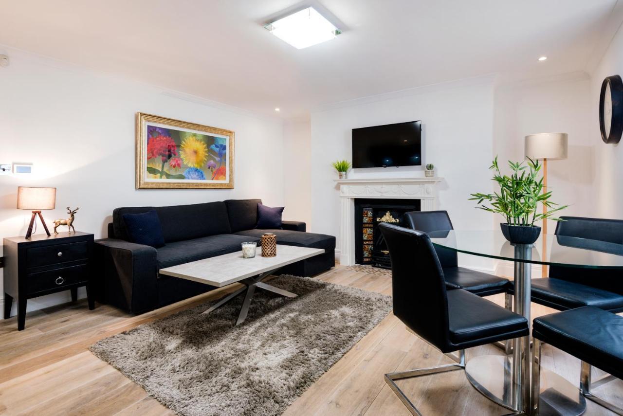 Appartamento Large Two Bed With Private Entrance And Patio Londra